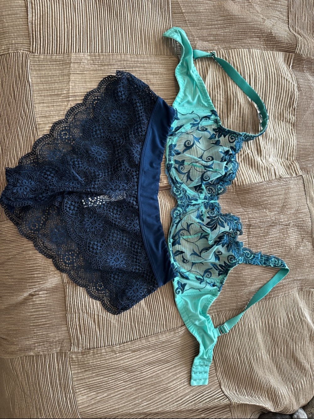 Soma Embroidered Underwire Bra with Auden Lace bottoms